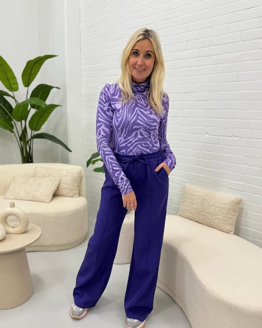 Azzurro pantalon paars