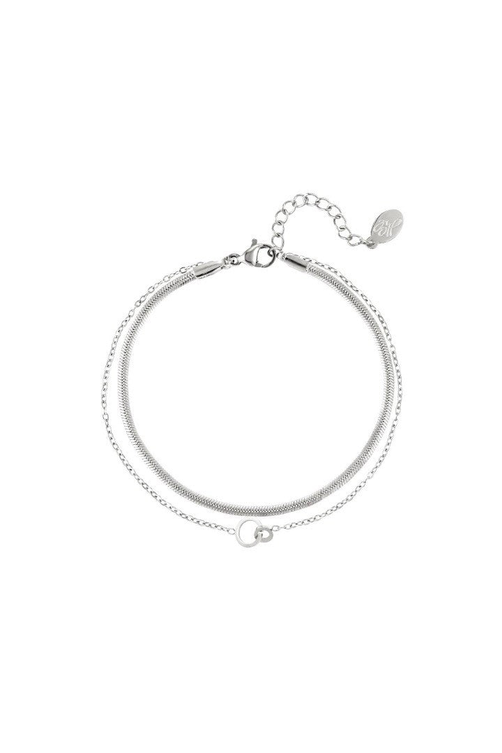 Armband verbonden cirkels zilver